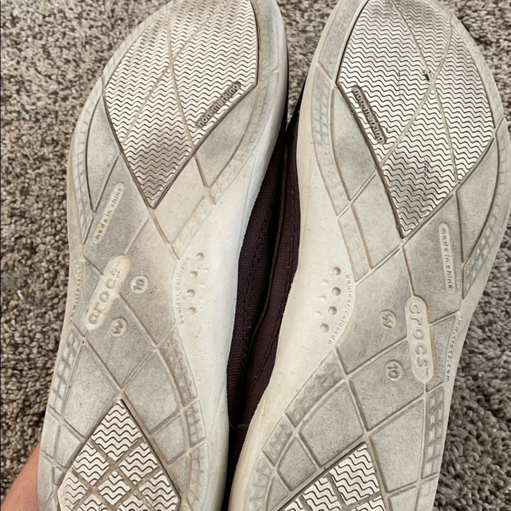 CROCS Brown Mules & Clogs Comfortable Slip-On Footwear - Picture 2 of 2